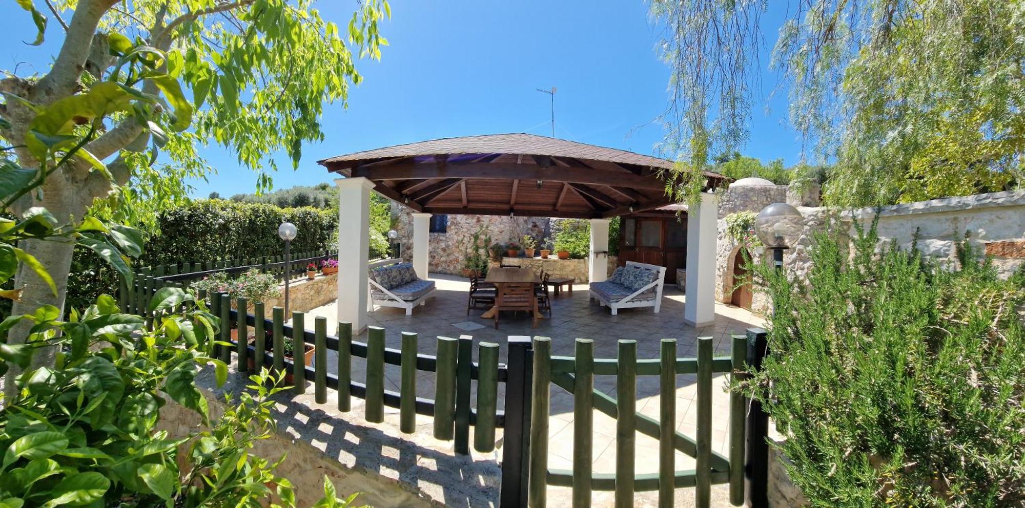 Trullo Grande Noce Villa Ostuni Bagian luar foto